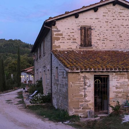 Agriturismo L'Oca Blu Ξενοδοχείο Γκούμπιο Εξωτερικό φωτογραφία