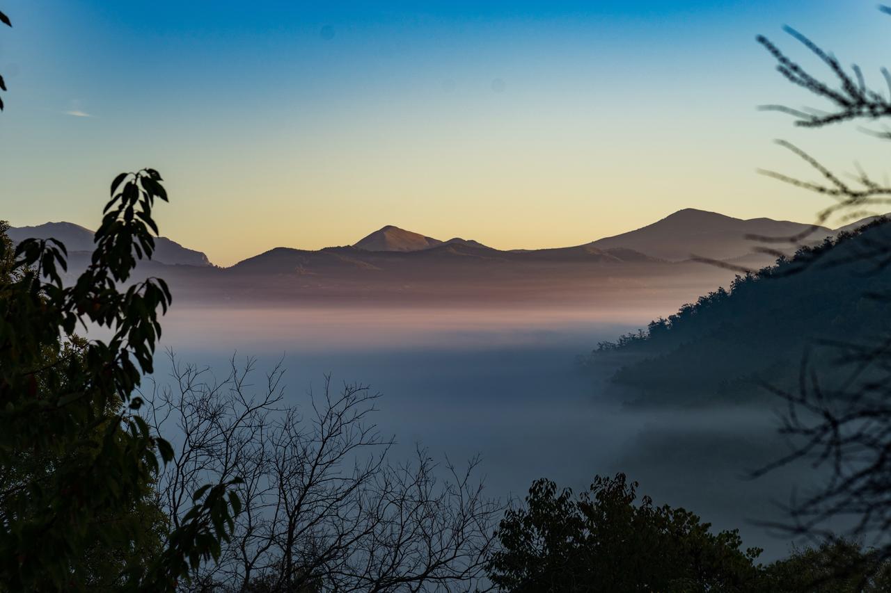 Agriturismo L'Oca Blu Ξενοδοχείο Γκούμπιο Εξωτερικό φωτογραφία